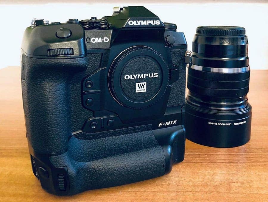 Full Features & Specs of Olympus OM-D E-M1X